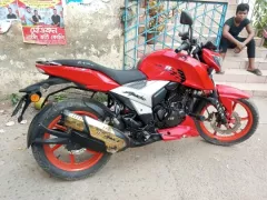 TVS Apache RTR 160 4V